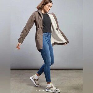 Athleta Sculptek Skinny Jeans 2 True Blue Sculpting Premium Denim Tummy Control